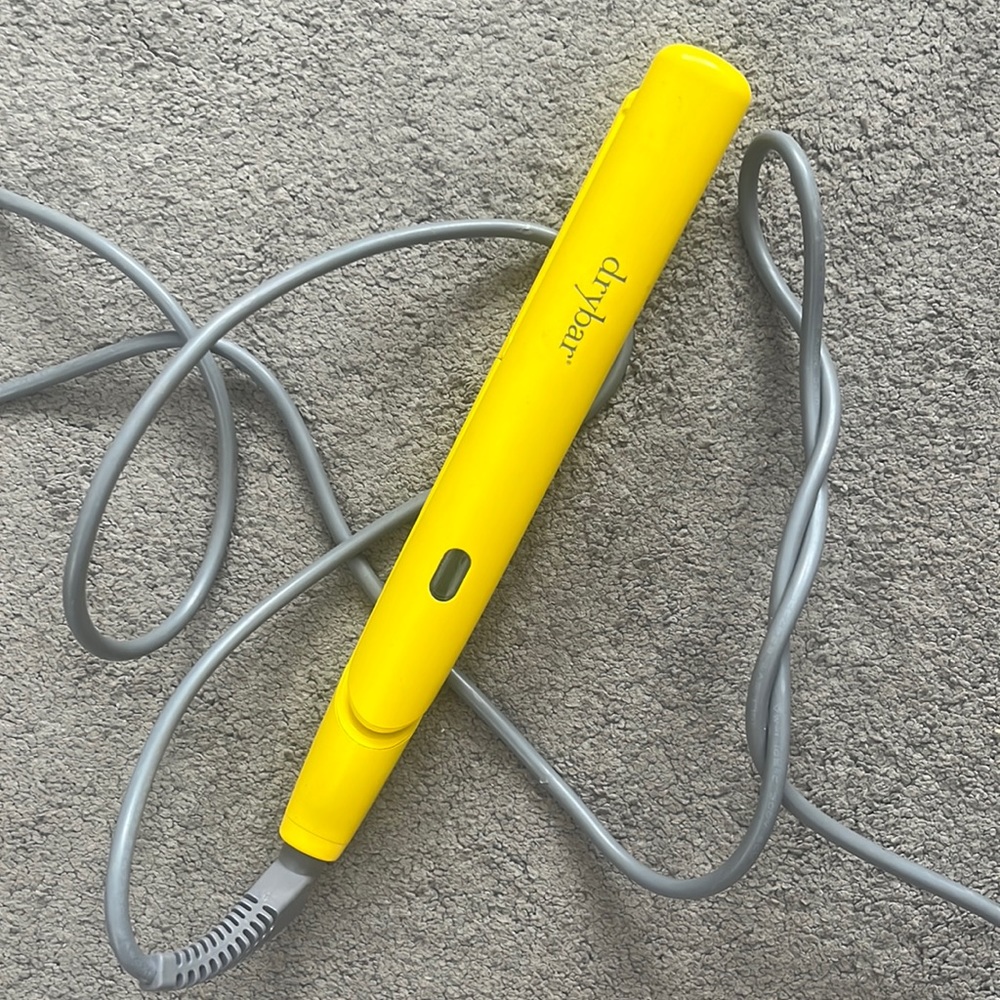 Dry Bar hair straightener